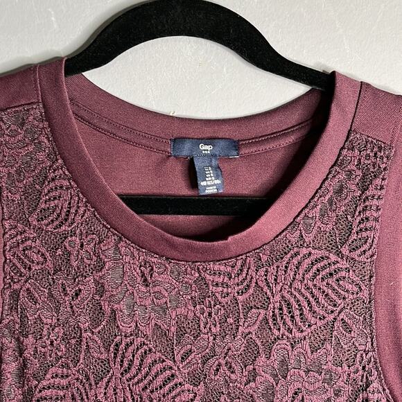 Gap Burgundy Sleeveless Lace Top Size Small - Picture 2 of 5